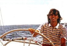 Punto Vela: Cinquant’anni sul Filo del Vento Piro al timone di Enterprise a Newport nel 1981, durante gli storici allenamenti prima della grande avventura di Azzurra